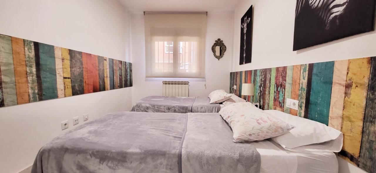 Apartamento www Goyahospitales es León Exterior foto